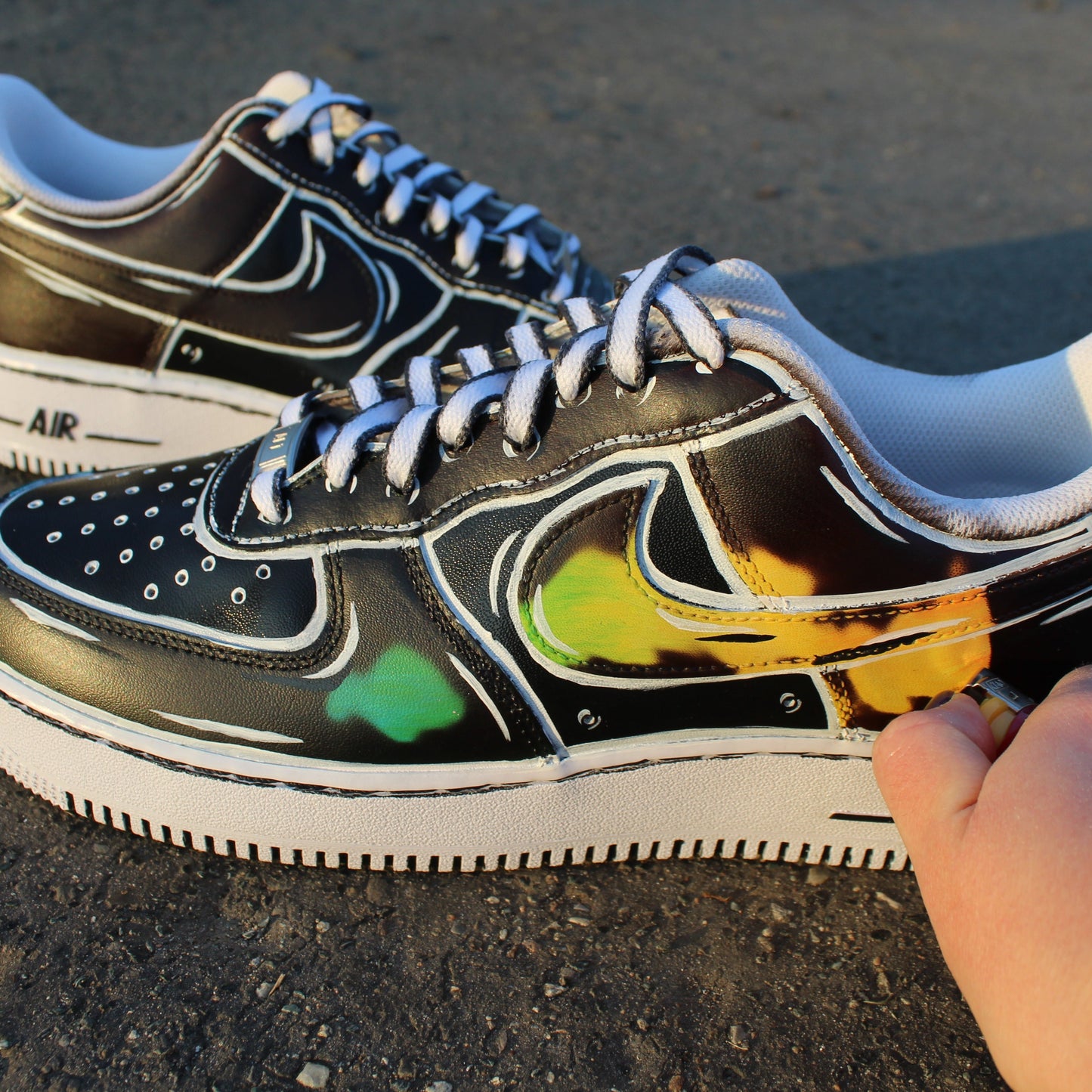 Air Force 1 Black Gradient Cartoon - Heat Reactive